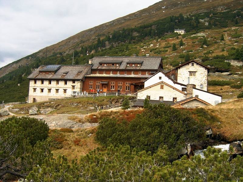 Schutzhaus Berliner Hütte im Zillertal – Dem Sturme Trutz, dem Wanderer Schutz (ab 1879)