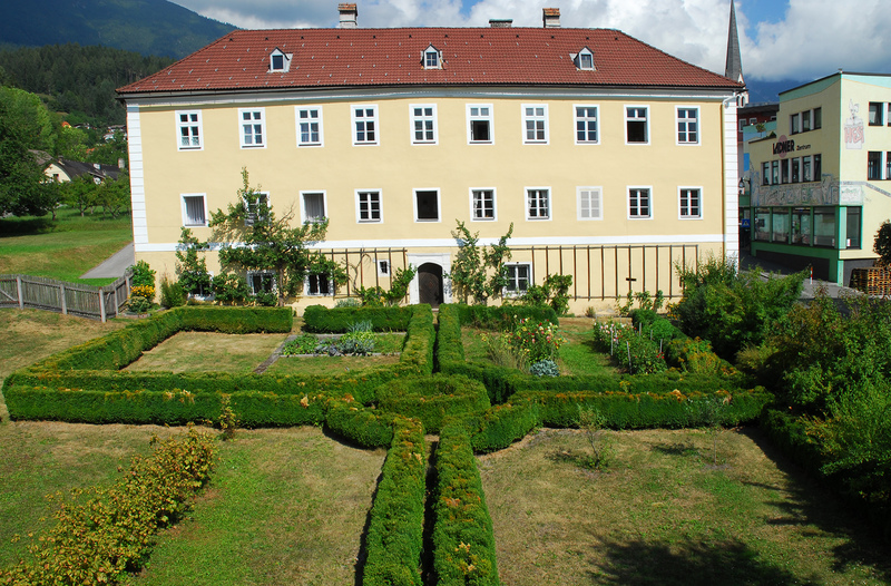 Der barocke Garten vor dem Widum in Imst